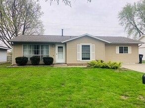 Building Photo - 1426 Dillon Dr