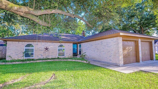 Foto del edificio - 4819 Marywood Dr