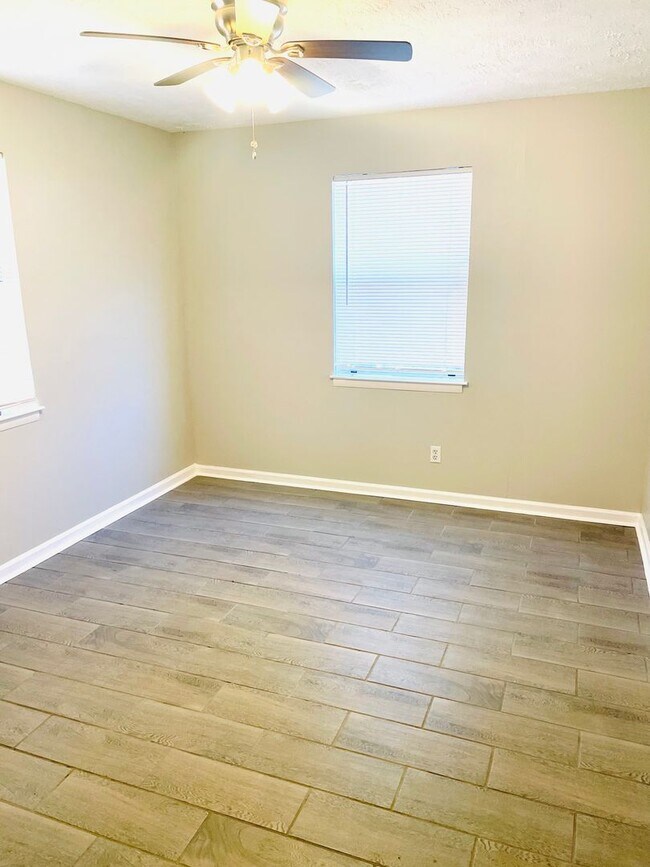 Foto del edificio - ** 2 Bed 1 Bath located in Ramer ** Call 334-366-9198 to schedule a self tour