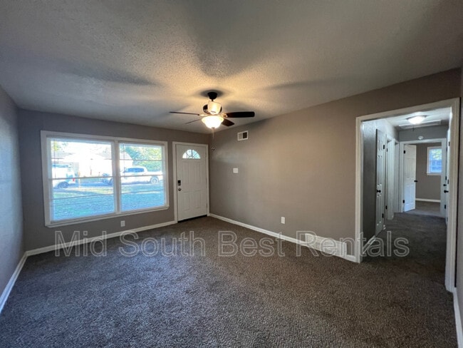 Building Photo - 3561 Bigelow St