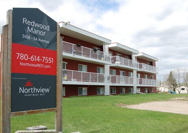 Building Photo - Redwood Manor