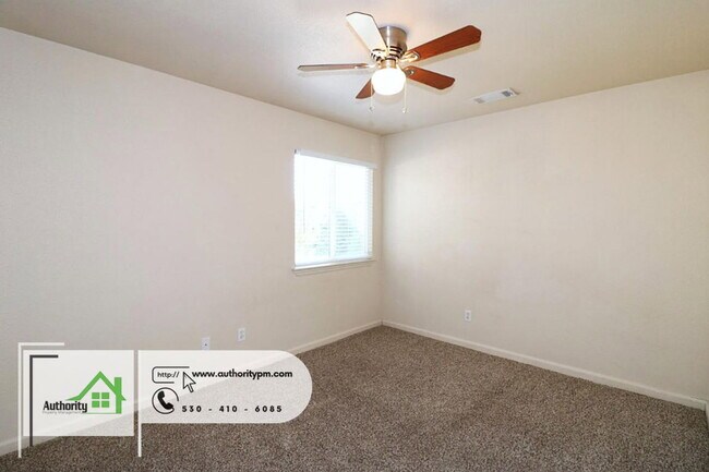 Building Photo - 3700 Silvario Ct