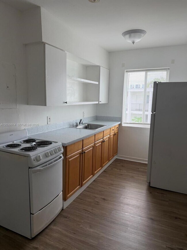 Foto del edificio - 660 NE 88th Terrace