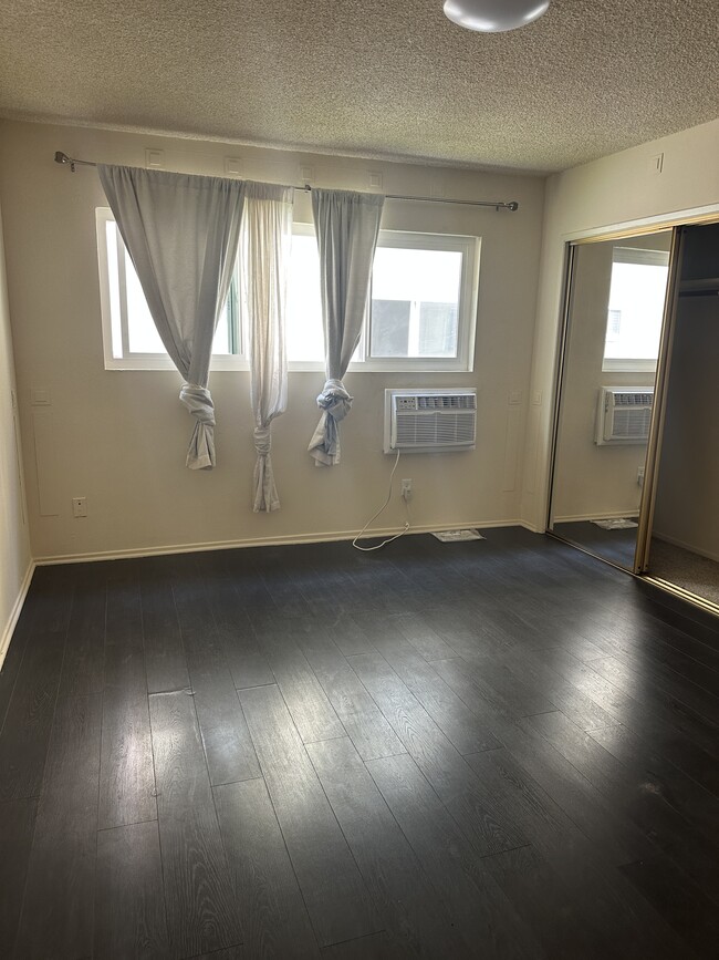 Foto del edificio - 1326 N Central Ave