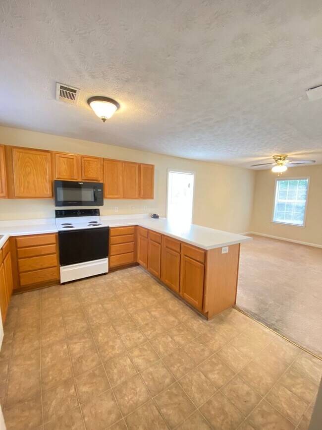Building Photo - Duplex For Rent on Stage Road