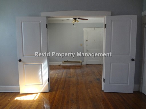 Foto del edificio - 144 N Belvedere Blvd