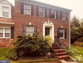 Building Photo - 7330 Lewinsville Park Ct