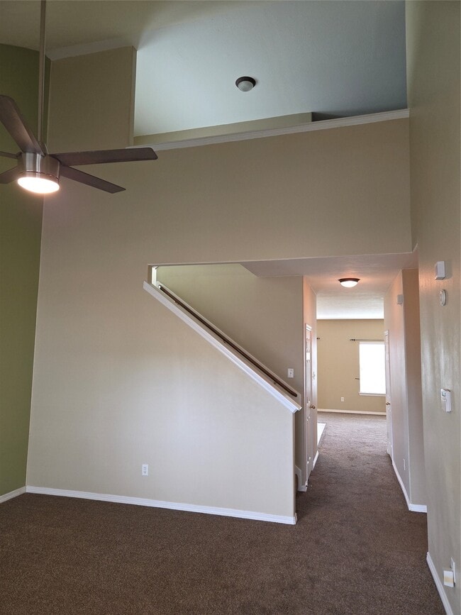 Foto del edificio - 10135 Checkerberry Park Ln