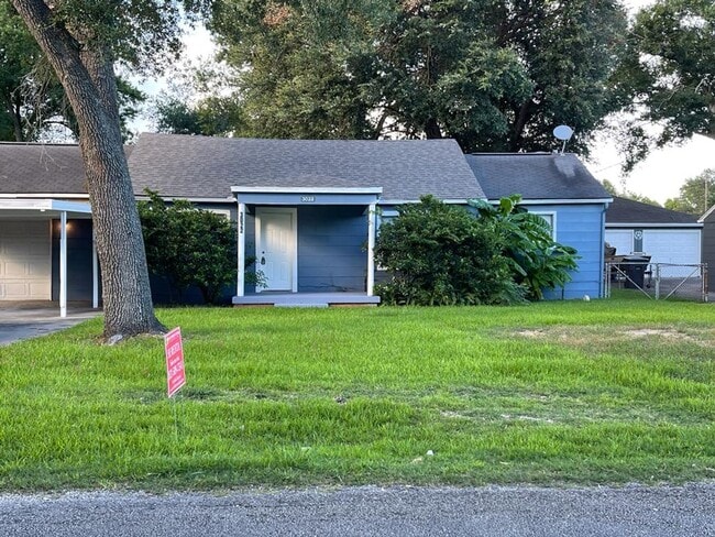 Foto del edificio - 3022 Berry Ave