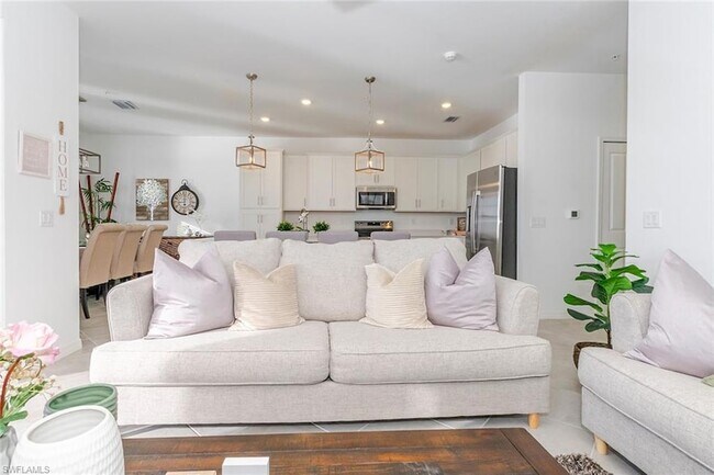 Foto del edificio - 5527 Double Eagle Cir