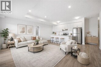 Building Photo - 127 REVERIE Wy