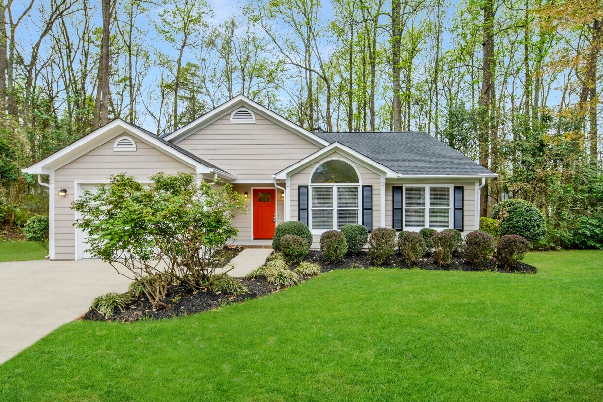 Primary Photo - 7101 Thatcher Ct