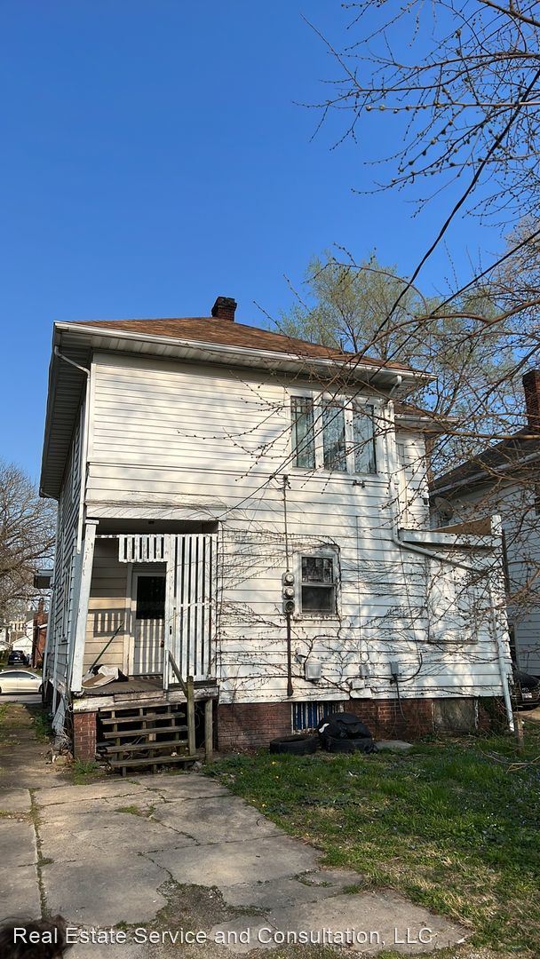 Building Photo - 5 br, 2 bath House - 2053 S. 5th