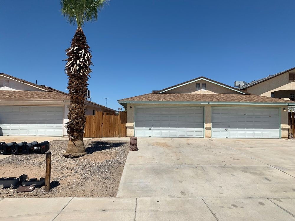 851 Baseline Rd, Bullhead City, AZ 86442 Room for Rent in Bullhead