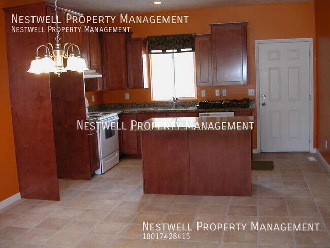 Foto del edificio - Beautiful 2-bed Townhome in West Jordan