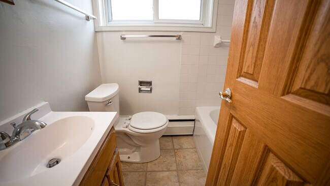 Interior Photo - Lake Harriet Commons