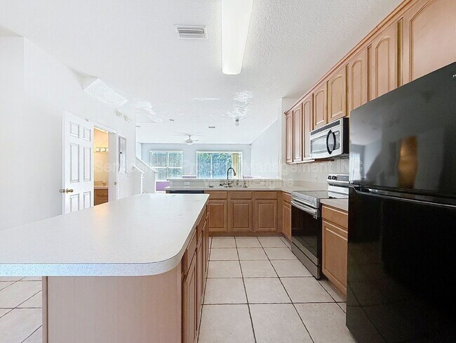 Foto del edificio - 8722 Eleanor Ct