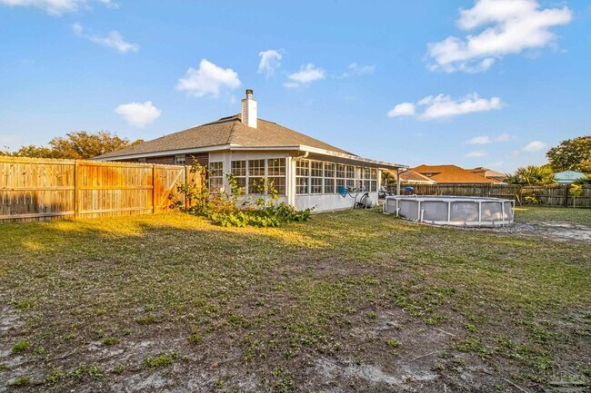 Foto del edificio - 1675 Winding Shore Dr