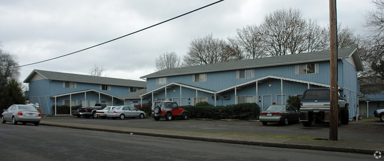 Foto del edificio - Cedar Tree Apartments