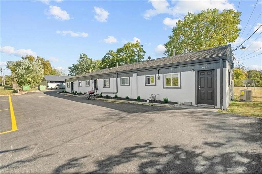 Foto principal - 912 Orange St