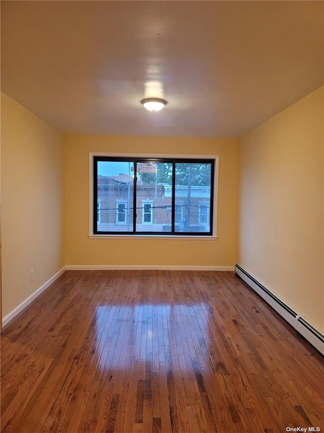 Foto del edificio - 103-08 37th Ave