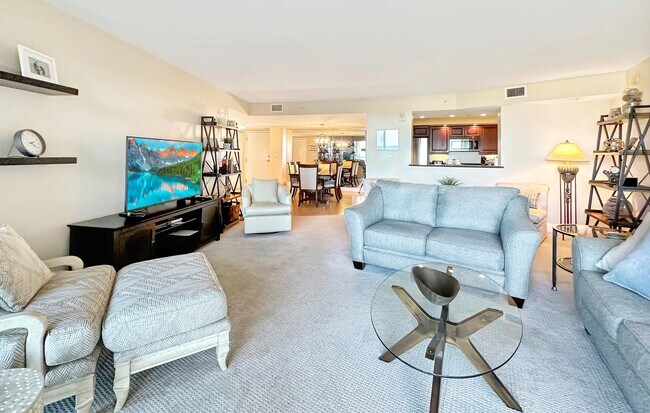 Building Photo - 3000 N Ocean Dr