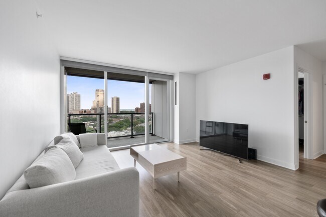 Foto del edificio - 2335 N Lincoln Ave