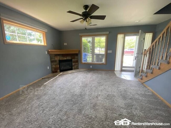 Building Photo - 2100 Meadow Chase Ln