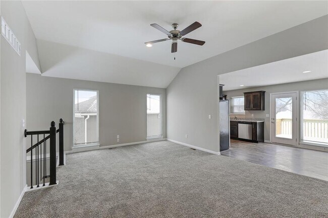 Foto del edificio - 734 Connor St