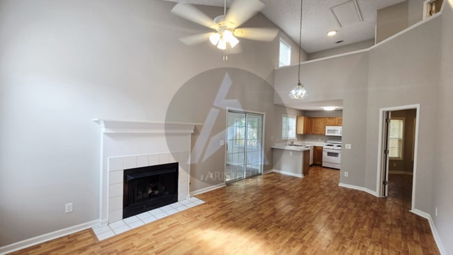 Foto del edificio - 1119 Britley Park Ln