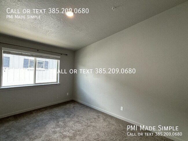 Foto del edificio - 1700 Sandhill Rd