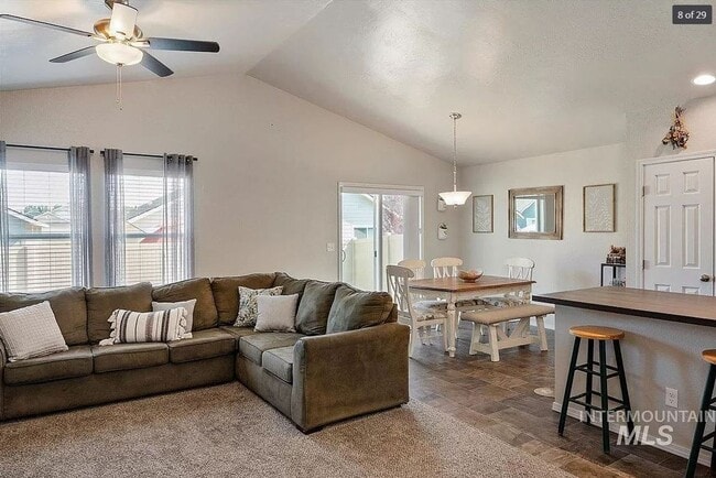 Building Photo - Dog Friendly Home in Meridian! NOVEMBER RE...