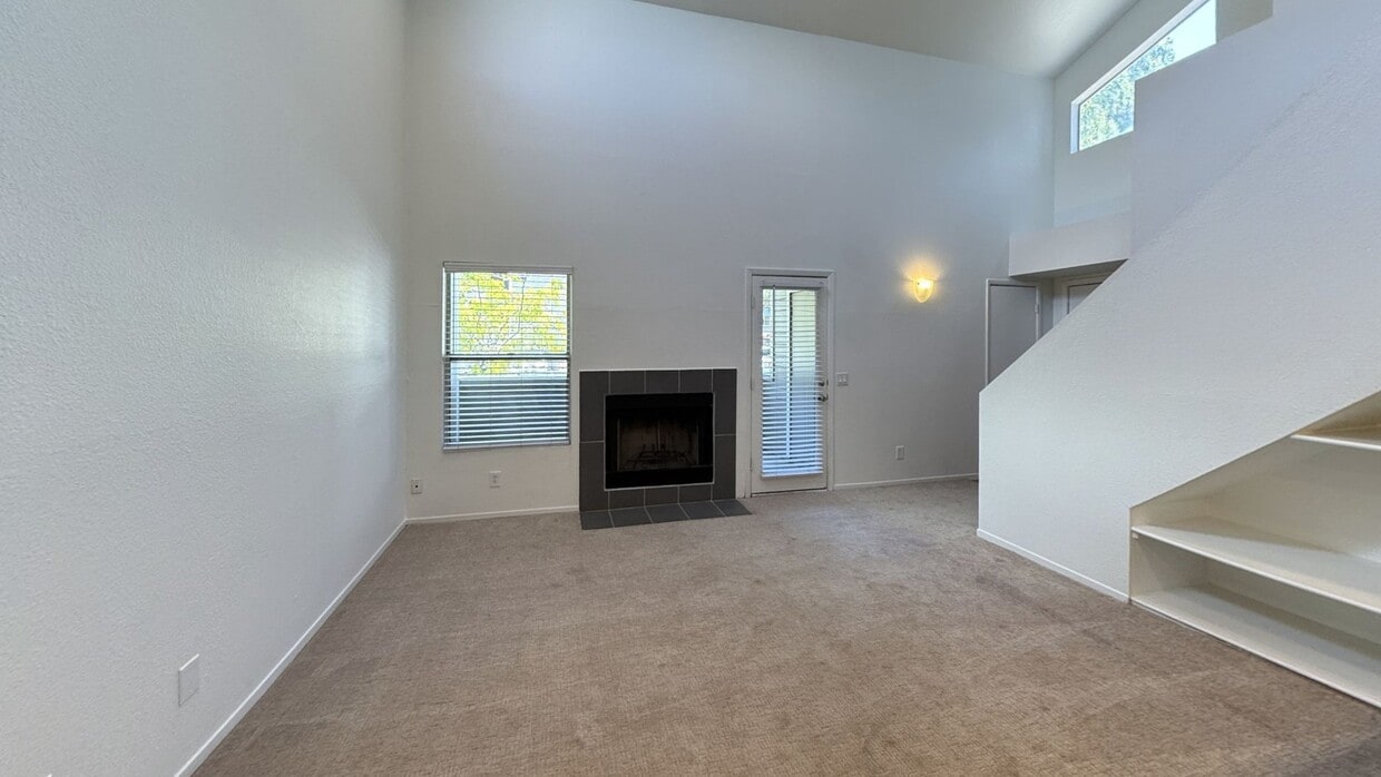 Photo - Woodcrest Apartments