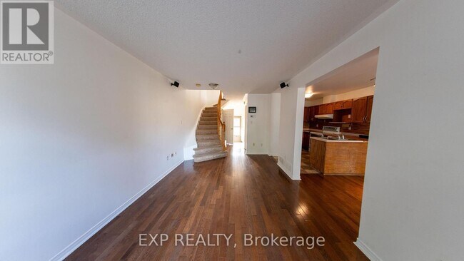 Photo du bâtiment - 4347 Sunwood Crescent