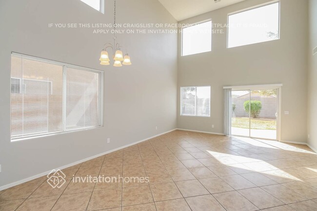 Building Photo - 2901 W Angel Way