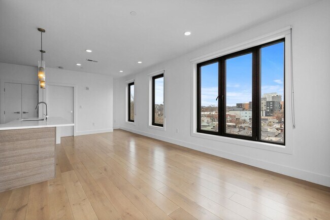 Foto del edificio - 30 Penniman Rd