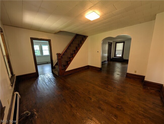 Foto del edificio - 339 Harris St