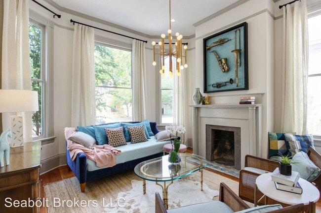 Building Photo - 4 br, 3 bath House - 1312 Abercorn St