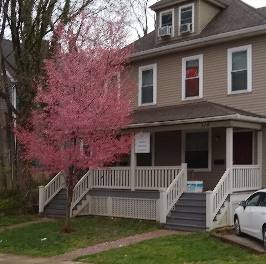 114 W Blake Ave, Columbus, OH 43202 Townhome Rentals in Columbus OH