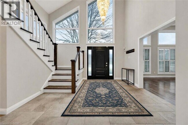 Photo du bâtiment - 587 Manorwood Ct