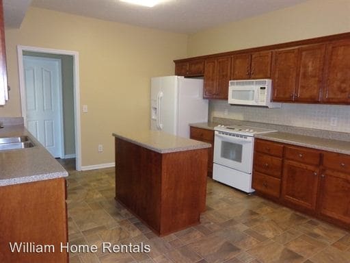 Building Photo - 3617 Belvidere Ct