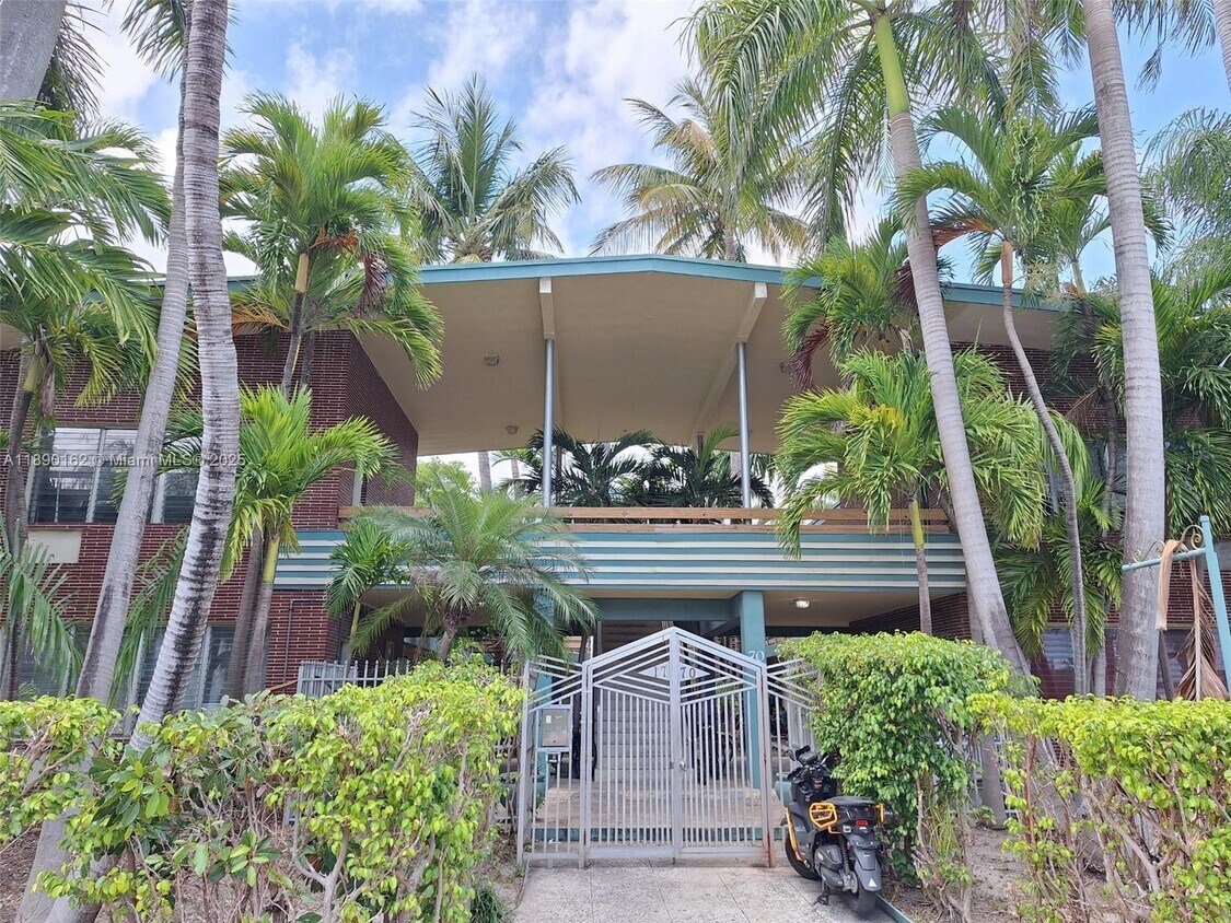 Foto principal - 1770 Meridian Ave