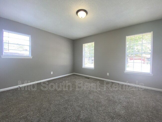 Foto del edificio - 10204 Republic Ln