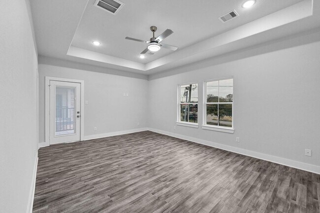Foto del edificio - 4675 Bellfort Ave