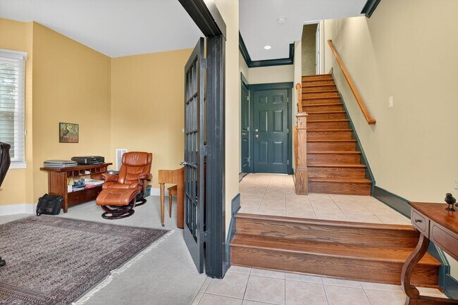 Photo - 2601 Hume Dr Townhome