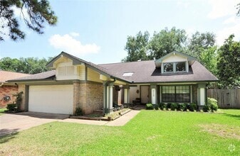 Building Photo - 2115 Braesmeadow Ln