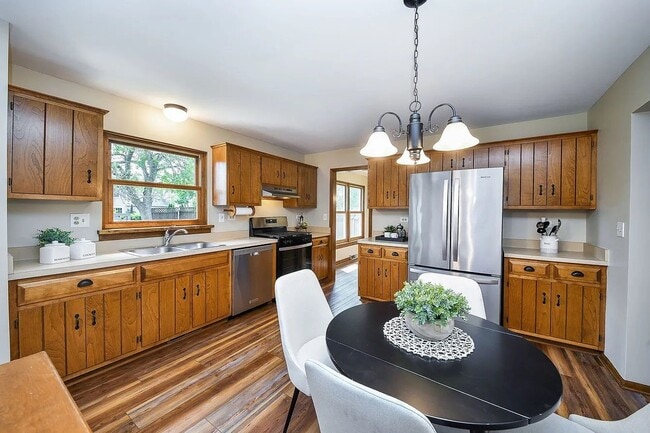 Foto del edificio - 2264 Briarhill Dr