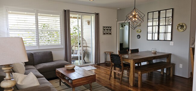 Living - Dining Area - 27 Kuinehe Pl