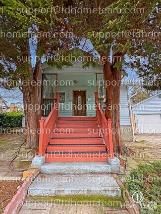 Building Photo - 4850 13th Ave S