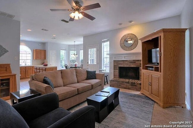 Building Photo - 13806 Morningbluff Dr